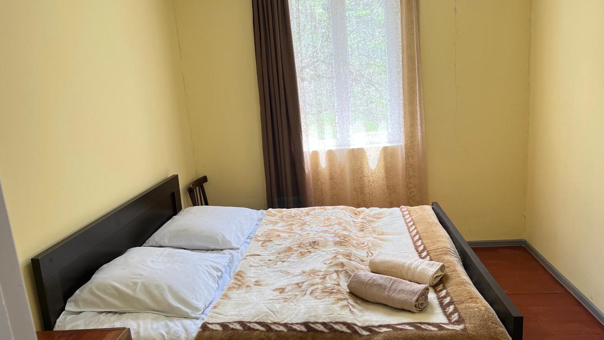 Ciuri'S Guesthouse Zhabeshi Esterno foto